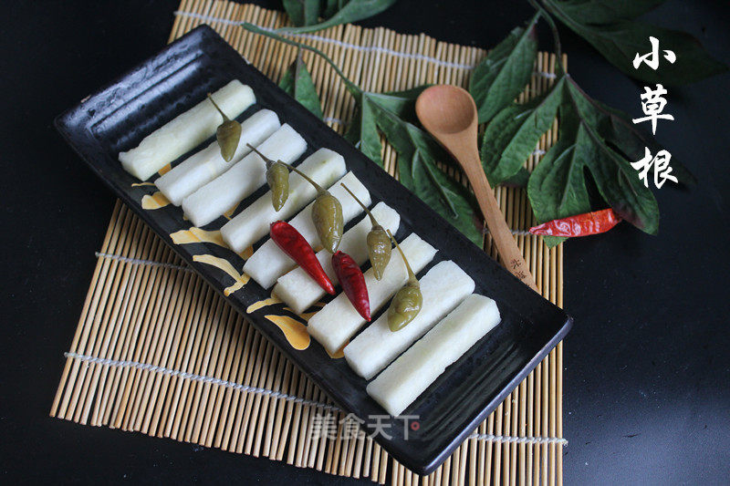 Pickled Hot and Sour Radish Strips recipe