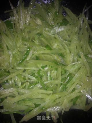 Stir-fried Shredded Lettuce recipe