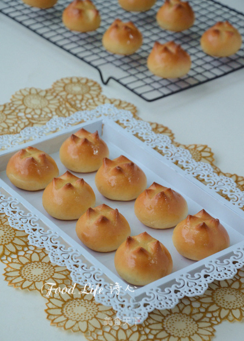 Mini Buns recipe