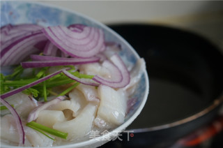 Cuttlefish Noodle with Egg recipe