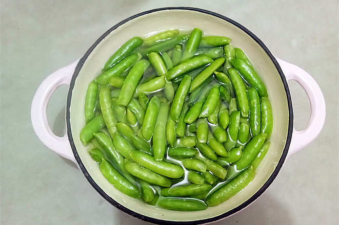 Brine Peas recipe