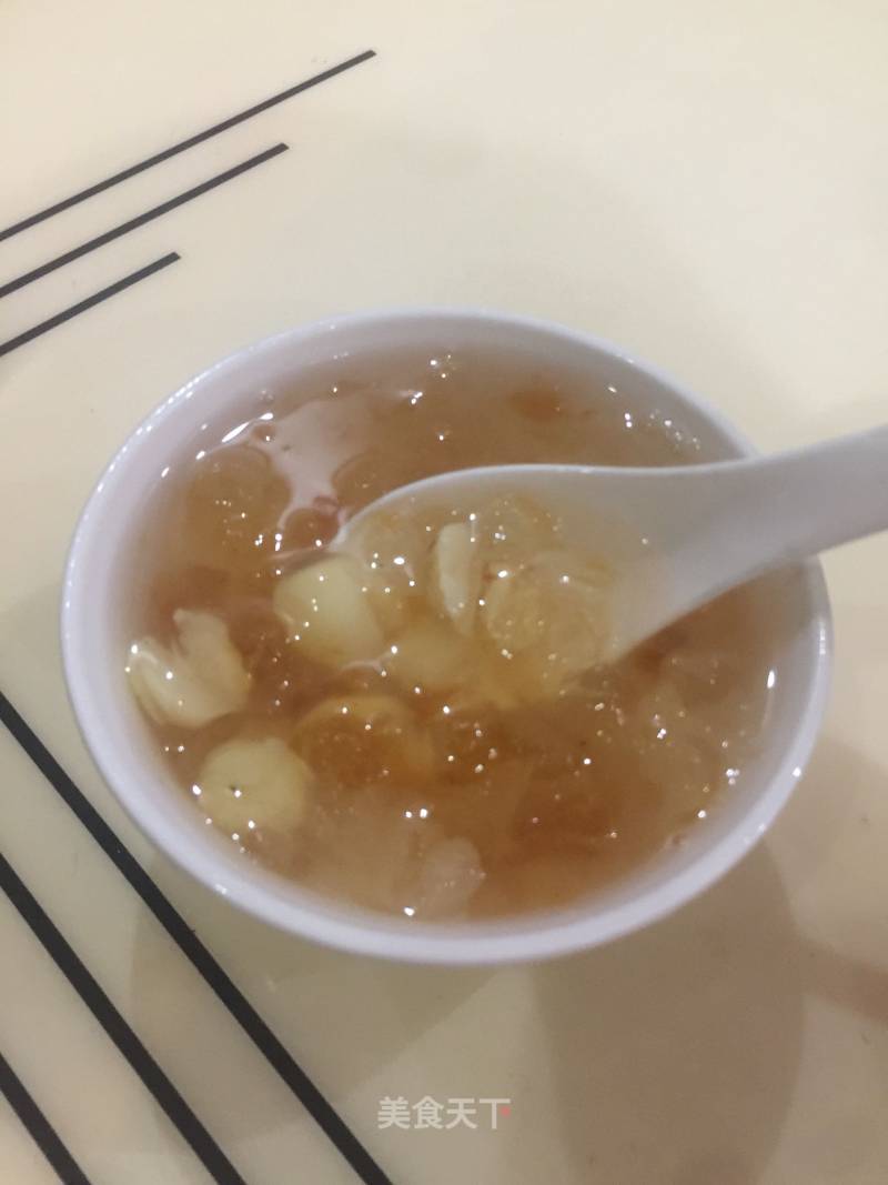 Lotus Seed Tremella Peach Gum Syrup recipe