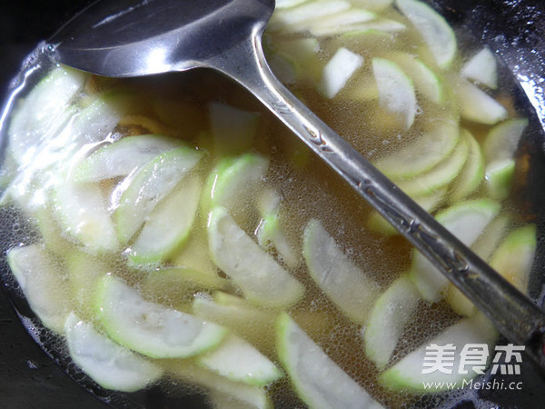 Kaiyang Ye Flower Vermicelli Soup recipe