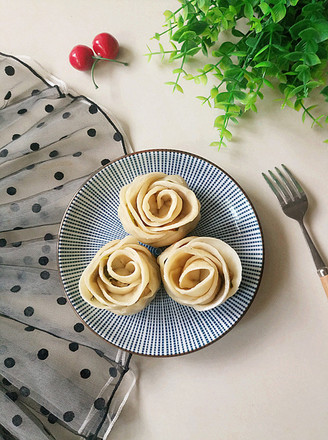 Rose Steamed Dumplings recipe