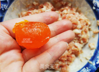 Glutinous Rice and Salted Egg Meatballs recipe