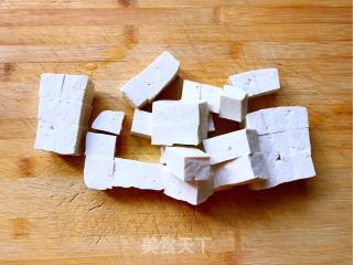 Stir-fried Tofu with Soy Sauce recipe