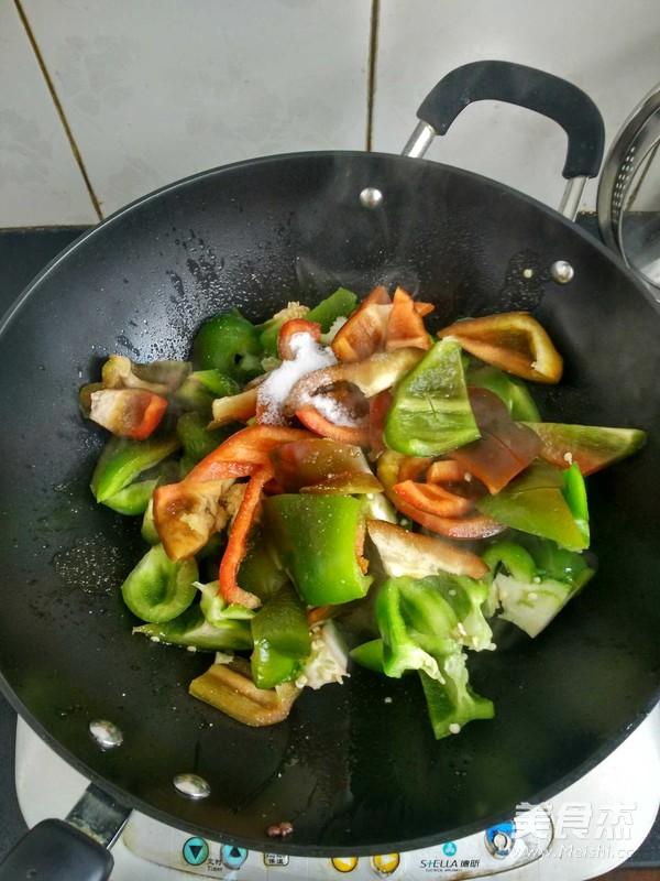 Vegetarian Stir-fried Green Pepper recipe