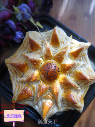 Stunning--salad Pork Floss Flower Bread recipe
