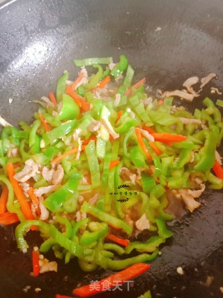 Stir-fried Pork with Hot Peppers recipe