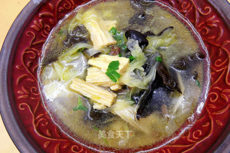 Cabbage Fungus Yuba Soup