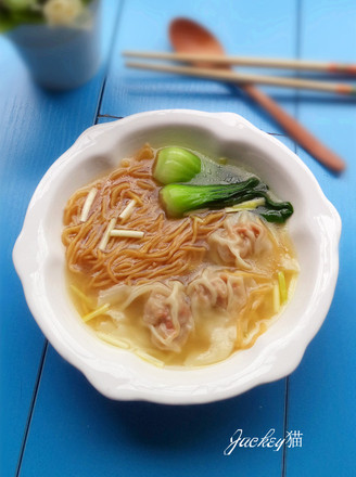Wonton Noodles with Cordyceps Flower and Fresh Pork recipe