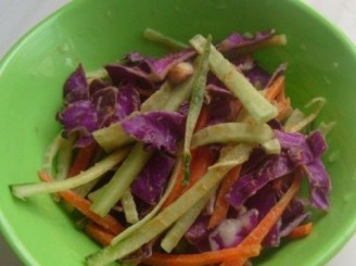 Red Cabbage and Cucumber Strips with Sesame Sauce recipe