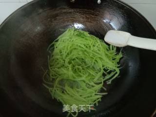 Stir-fried Shredded Lettuce recipe