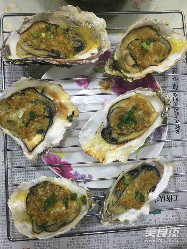 Grilled Oysters with Garlic recipe