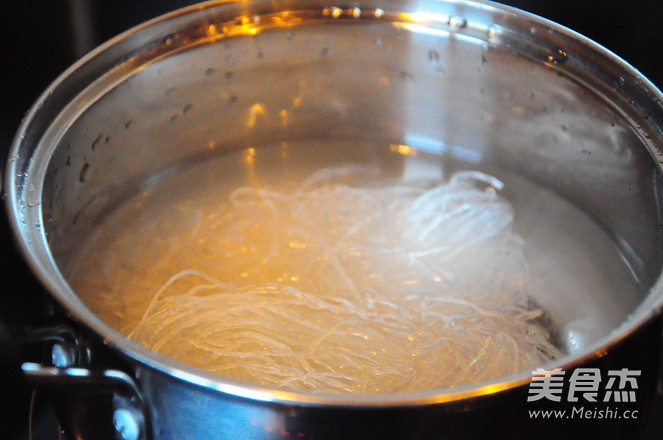 Stir-fried Pork with Colored Silk recipe