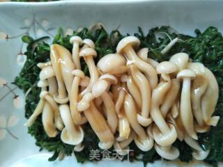 #春食野菜香# Onion Oil Shepherd's Purse White Jade Mushroom recipe