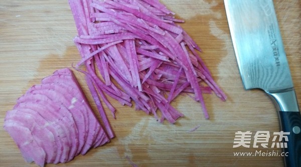 Classic Spicy Shredded Radish recipe