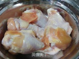 Steamed Wing Root with Fungus and Golden Needle recipe