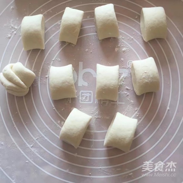 Cantonese White Steamed Buns recipe
