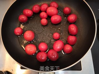 Fried Noodles with Small Tomatoes recipe