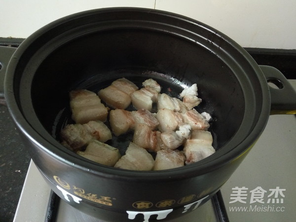 Braised Pork with Seaweed Stew recipe