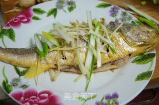 Steamed Yellow Croaker recipe