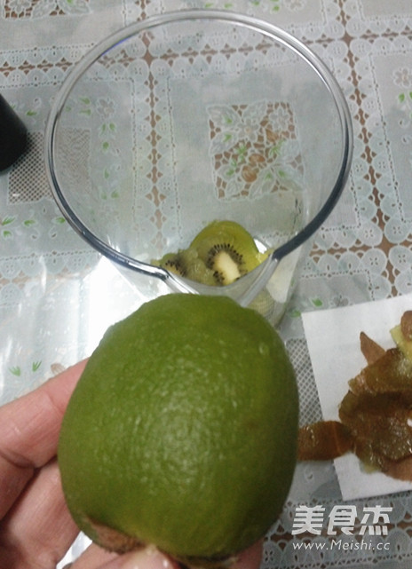 Kiwi Banana Juice recipe
