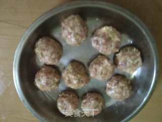 Steamed Mustard Meatballs recipe