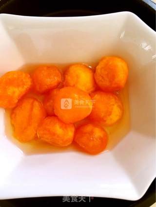 Bean Paste and Egg Yolk Mooncakes recipe