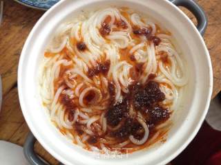 Sour and Spicy Spicy So Delicious-matsutake Snail Noodles recipe