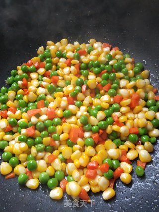 Stir-fried Carrots with Corn and Green Peas recipe