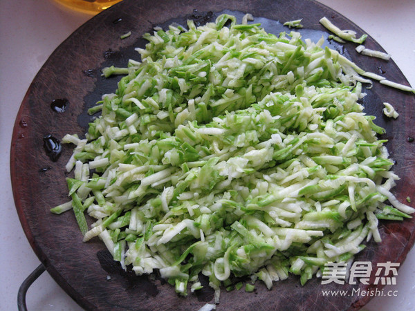 Zucchini and Clam Pie recipe