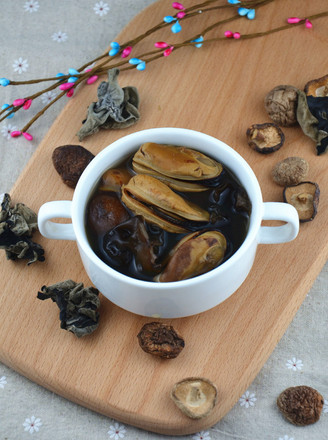 Mushroom, Fungus, Mussel Soup recipe