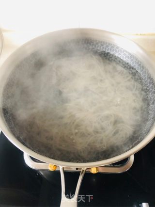 Potato Flour and Shrimp Skin Egg Box recipe