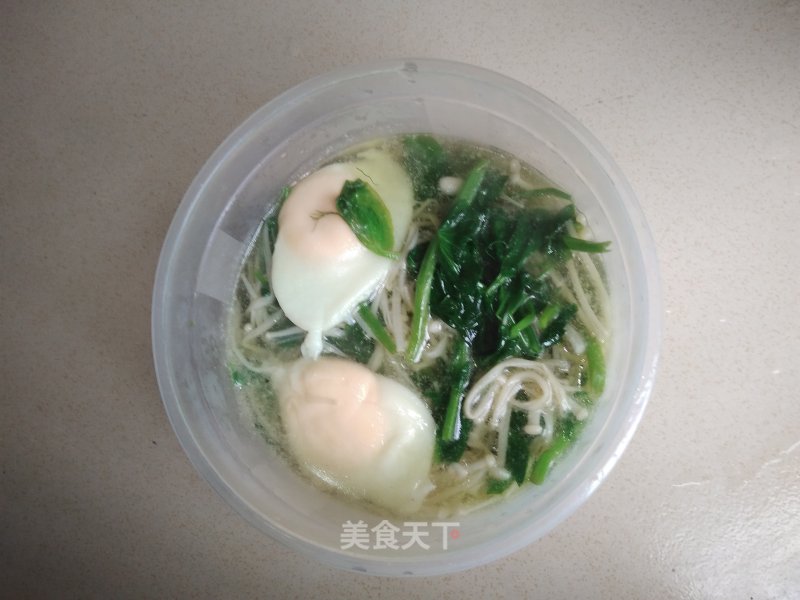 Bean Sprouts and Silver Mushroom Egg Soup recipe