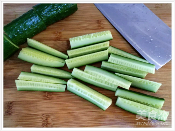 Refreshing Pickled Cucumber recipe