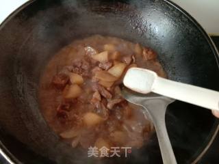 Braised Pork with White Radish recipe