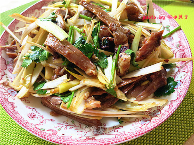 Lamb Face with Scallions