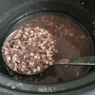 Three-color Brown Rice and Mung Bean Porridge recipe