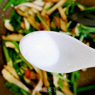 Stir-fried Chives recipe