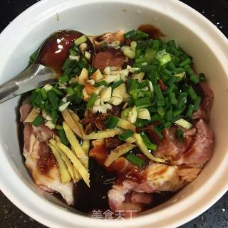"autumn Nourishing Yin and Nourishing Lungs" Cantonese-style Roasted Barbecued Pork with Honey recipe