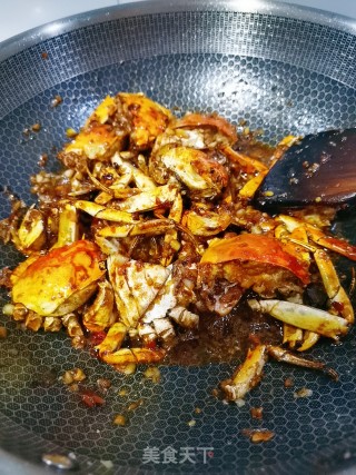 Fried Crab in Typhoon Shelter recipe