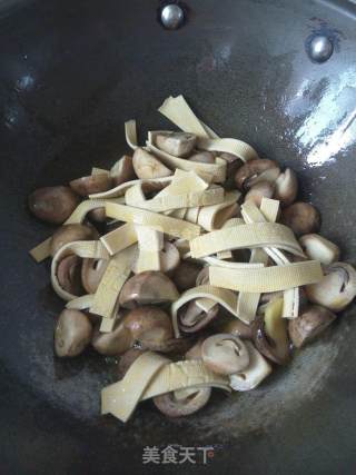 Oyster Sauce and Straw Mushroom Bean Curd recipe