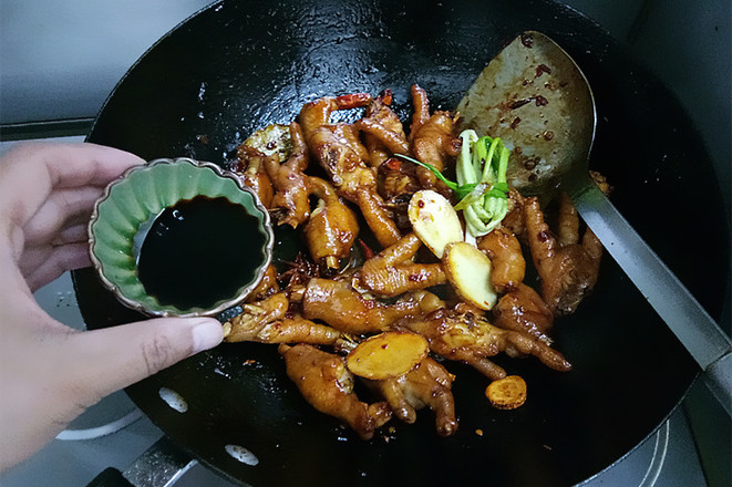 Braised Chicken Feet with Quail Eggs recipe