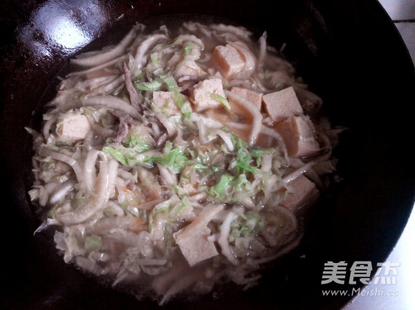 Frozen Tofu with Cabbage and Seafood recipe