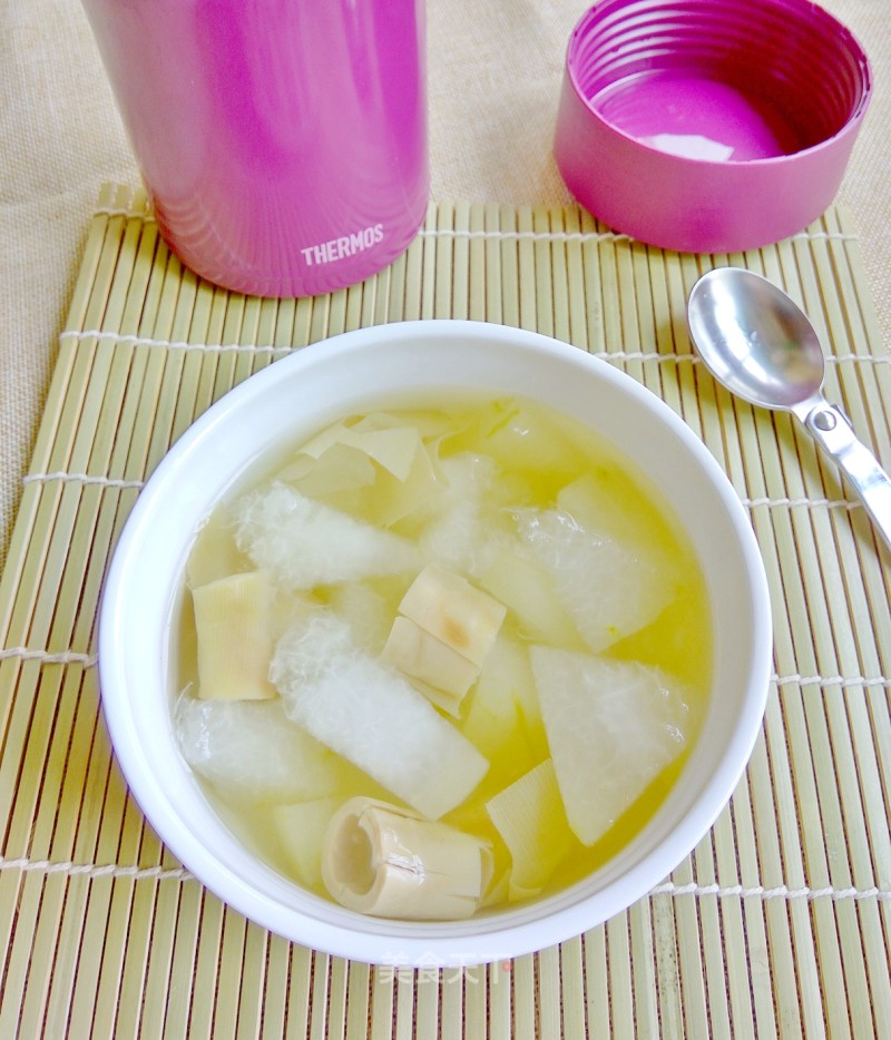 Winter Melon and Bamboo Shoot Tip Soup recipe