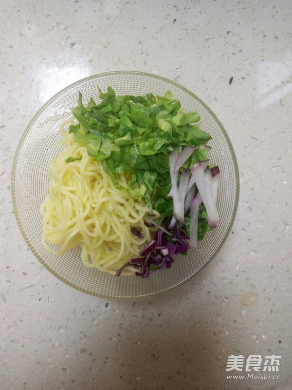 Lavender Vegetable Cold Noodles recipe