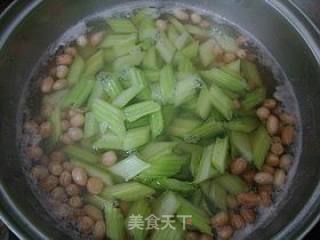 Refreshing Small Cold Dish------[cold Peanut and Celery] recipe