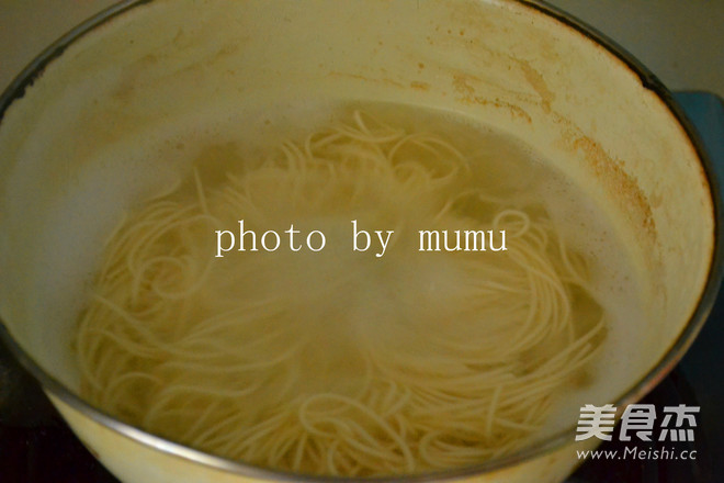 Simple Version of Yangchun Noodles recipe