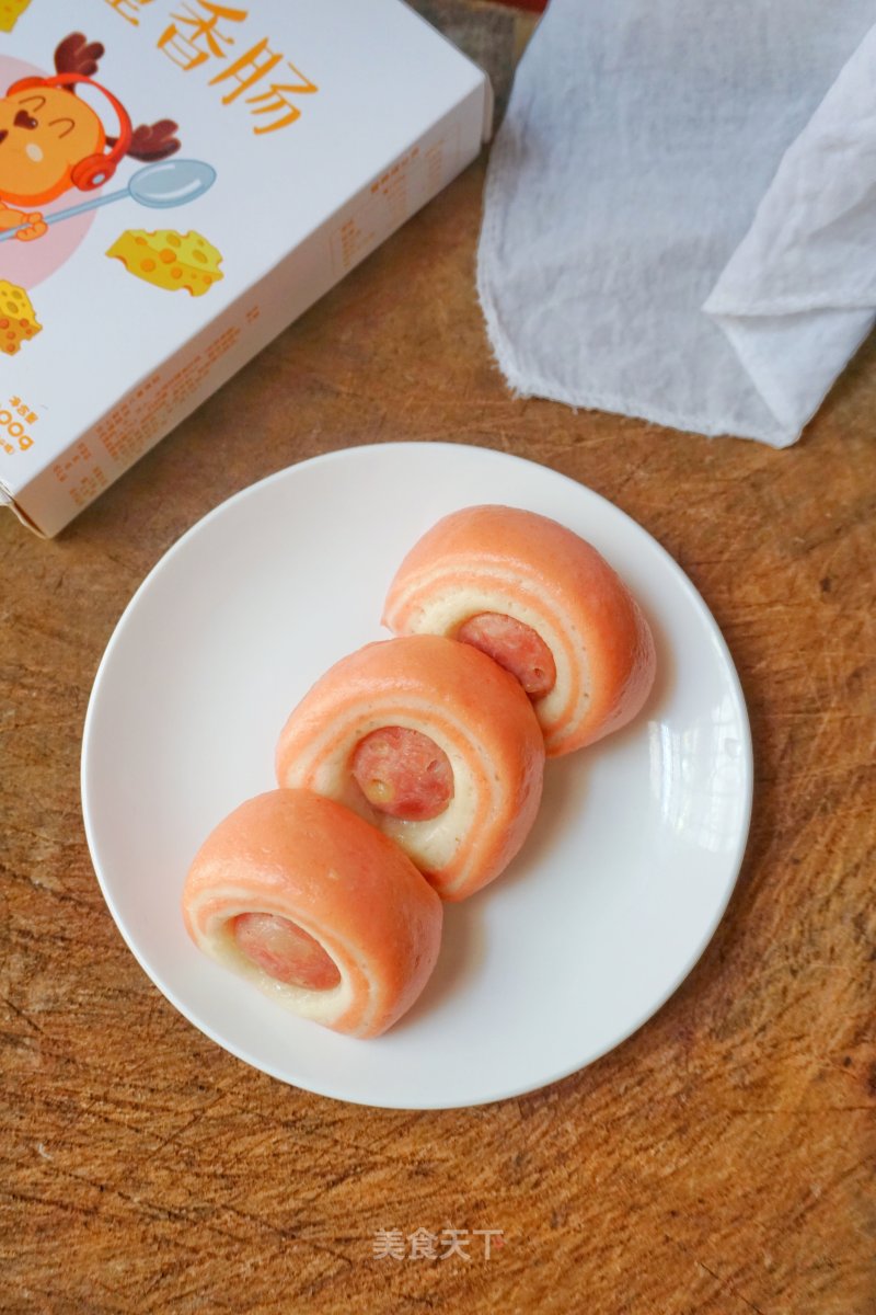 Two-color Cheese Sausage Bun recipe